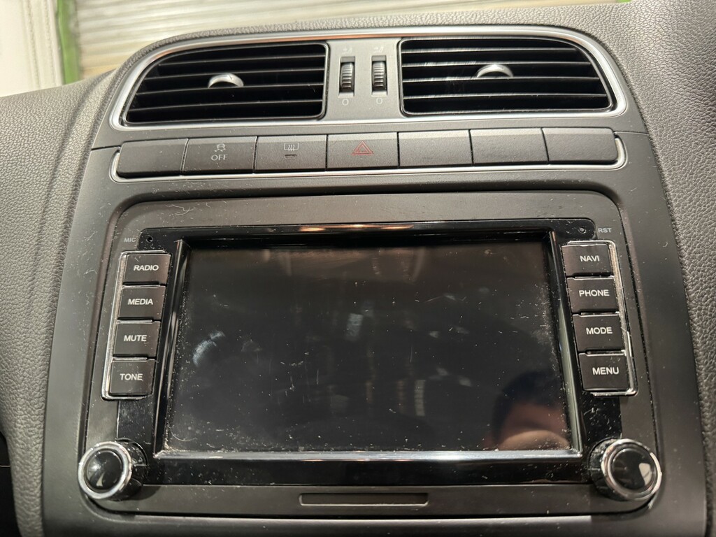 Volkswagen Polo Moda Black #16