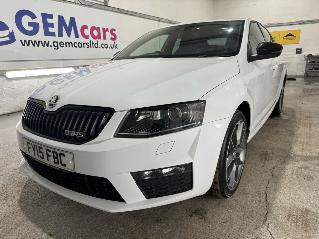 Skoda Octavia 2.0 Tfsi Vrs White