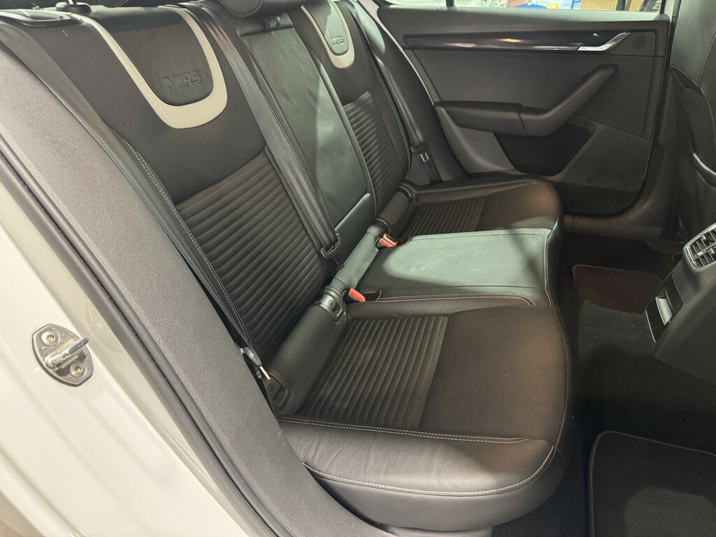 Skoda Octavia 2.0 Tsi Vrs Blue #31