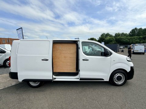 Vauxhall Vivaro 1.5 Vivaro F2900 DV22MBU White #6
