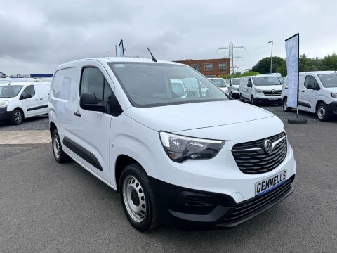 Vauxhall Combo 1.5 Combo 2300 White