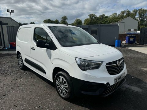 Vauxhall Combo 1.5 Combo 2300 White