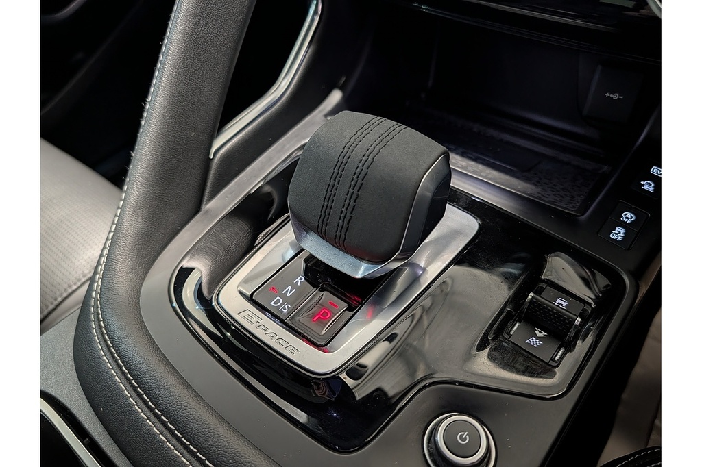 Jaguar E-Pace D180 Hse Grey #31