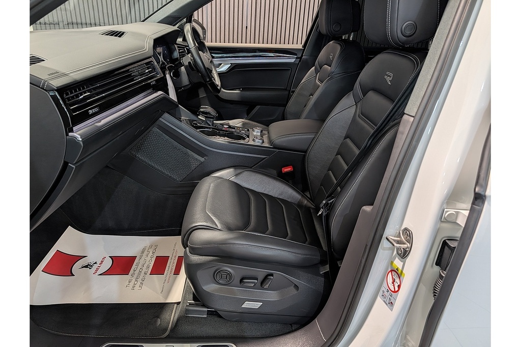 Volkswagen Touareg #52