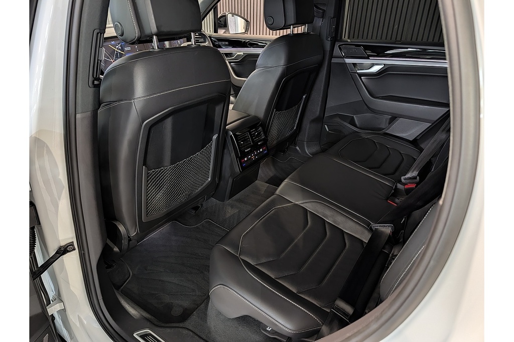 Volkswagen Touareg #59