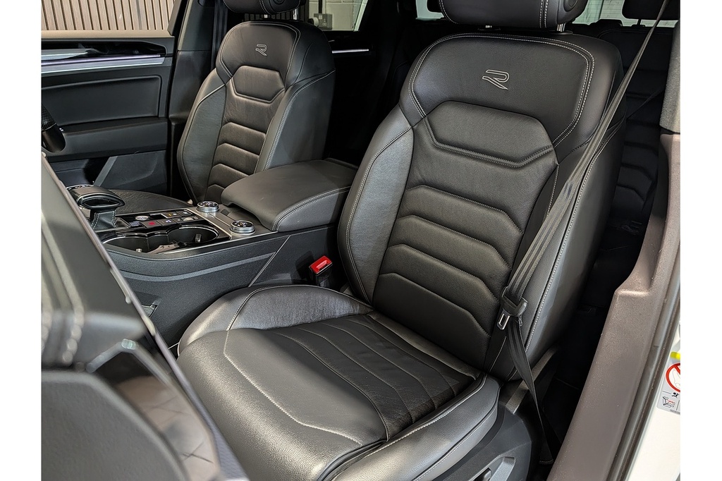 Volkswagen Touareg #11