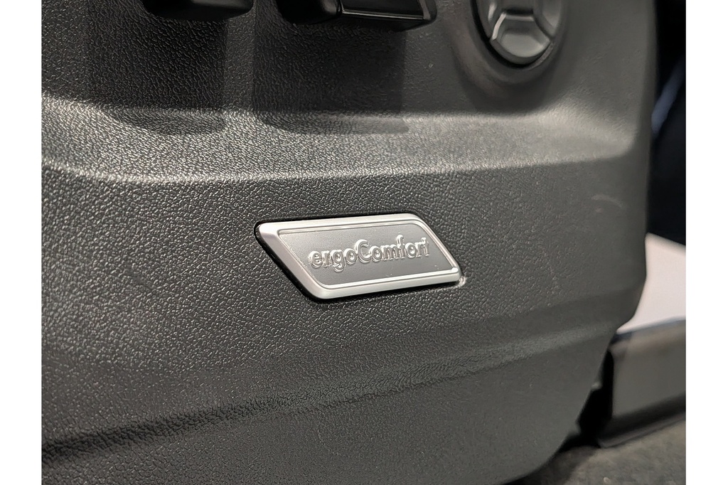 Volkswagen Touareg #57