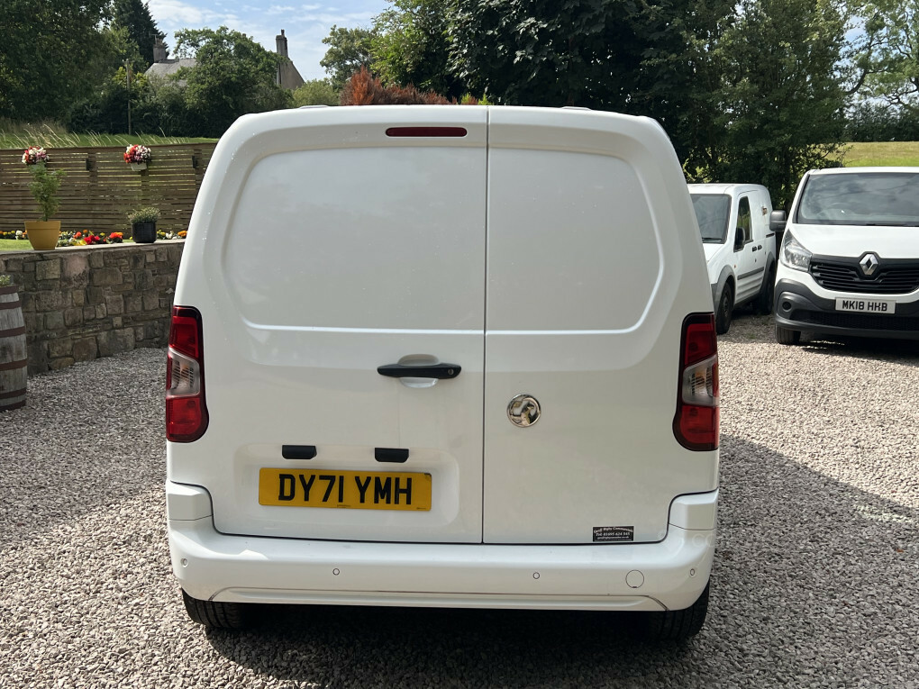 Vauxhall Combo 2300 Sportive Td DY71YMH #4