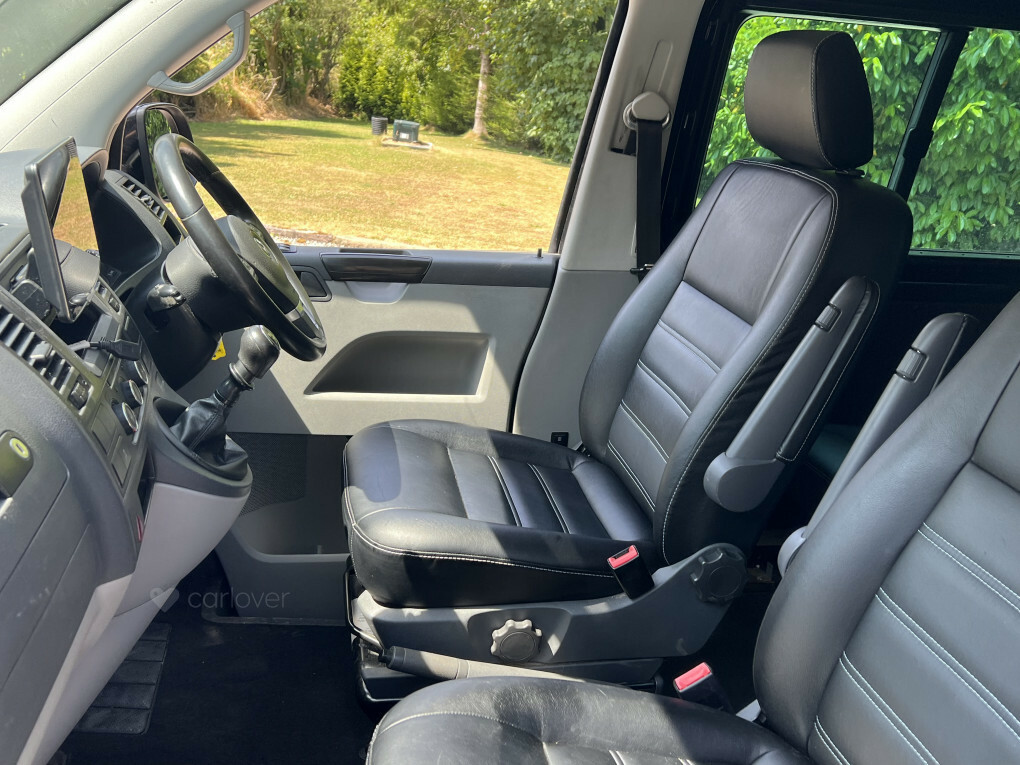 Volkswagen Transporter White #14
