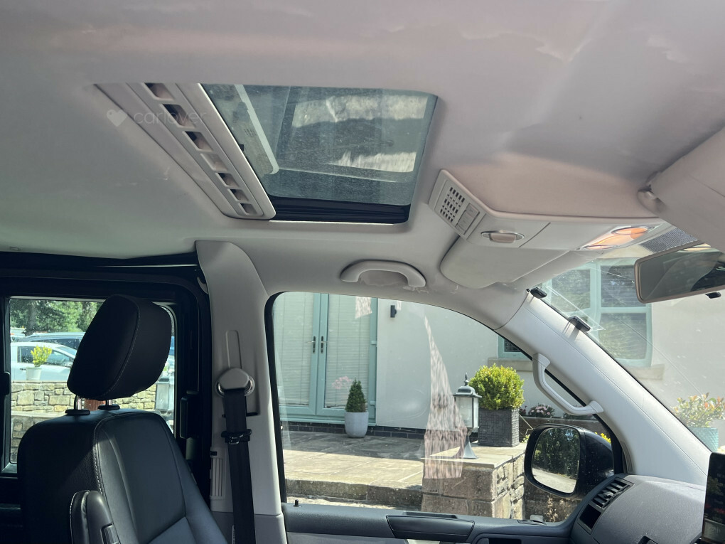 Volkswagen Transporter White #35
