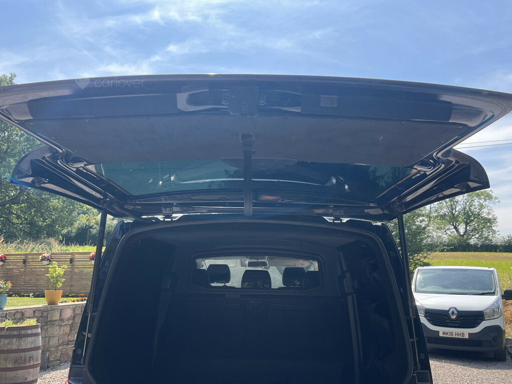 Volkswagen Transporter White #24