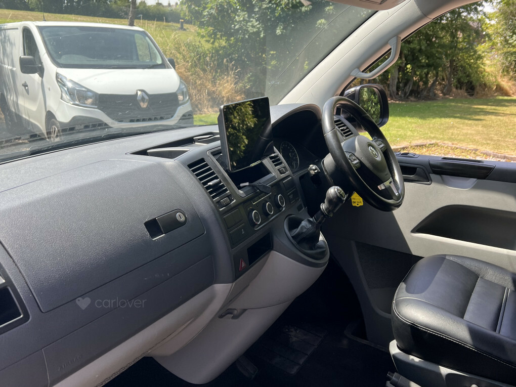 Volkswagen Transporter White #15