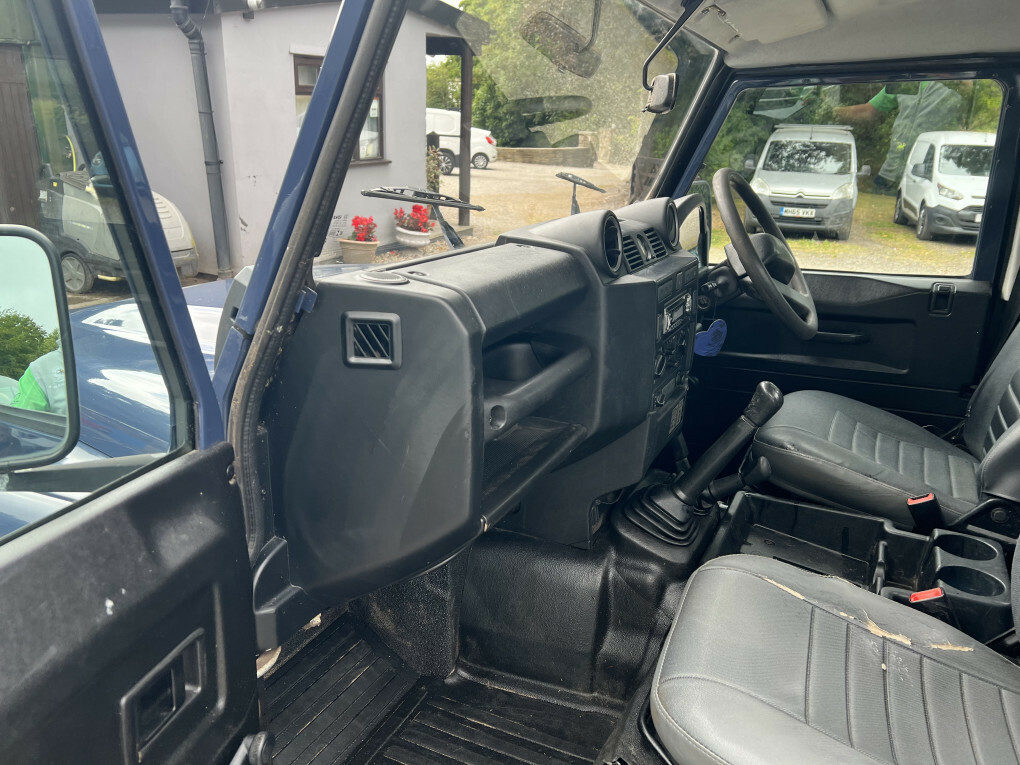 Land Rover Defender 90 Suv Blue #16
