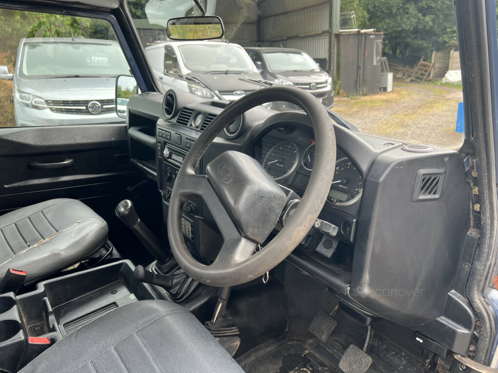 Land Rover Defender 90 Suv Blue #21