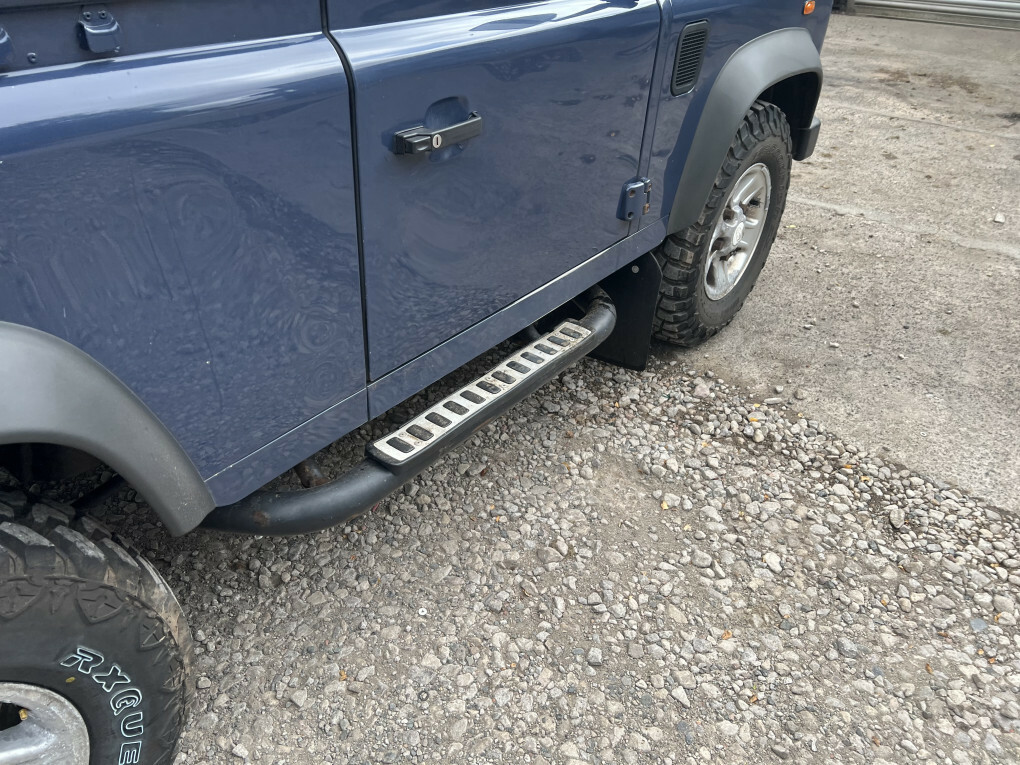 Land Rover Defender 90 Suv Blue #9