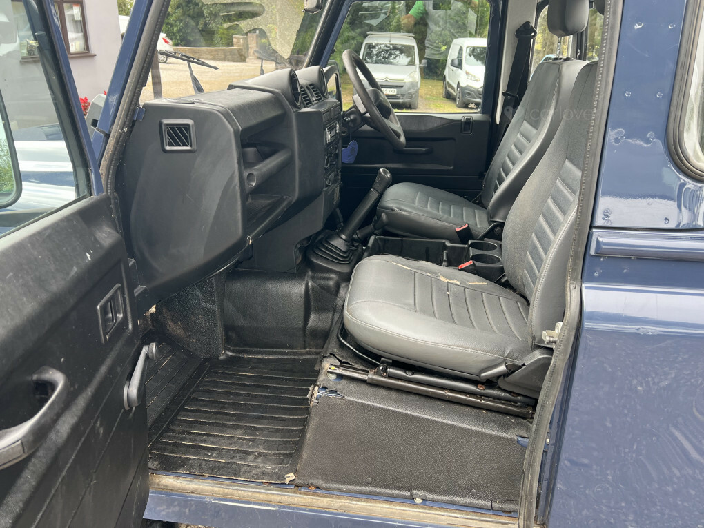 Land Rover Defender 90 Suv Blue #15