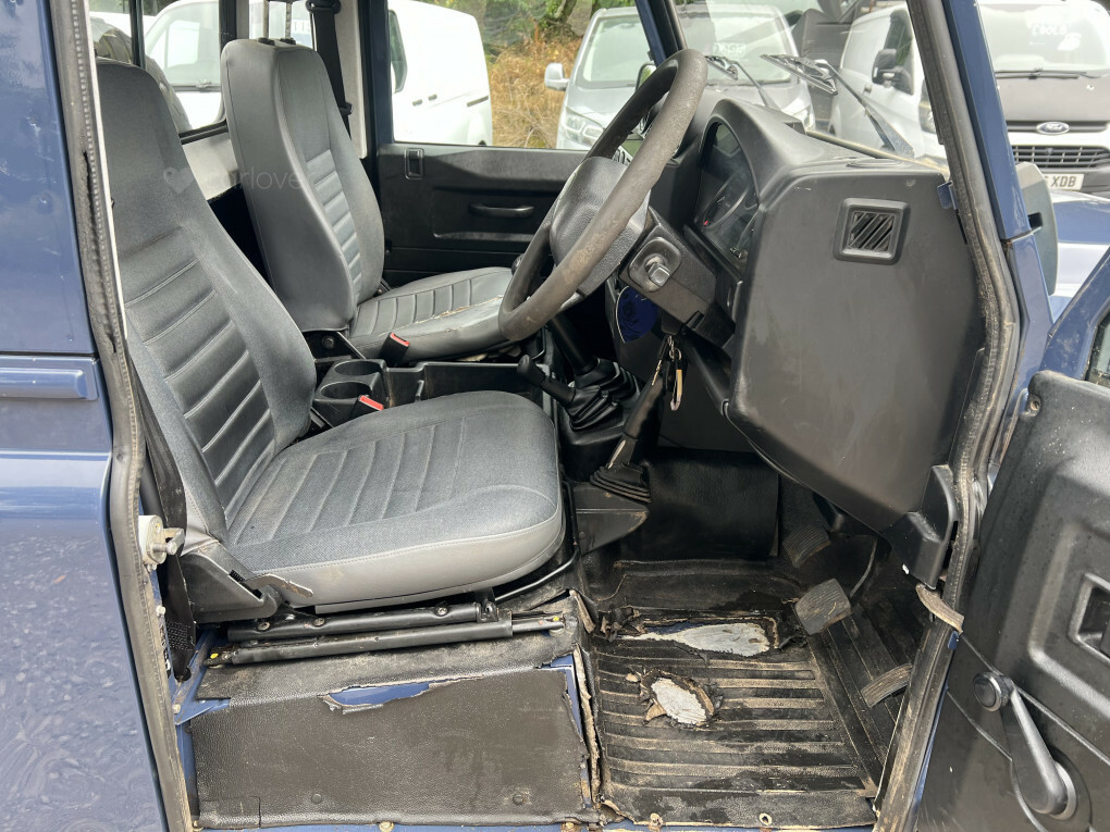 Land Rover Defender 90 Suv Blue #20