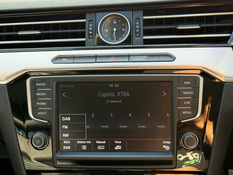 Volkswagen Passat 2.0 Tdi Bluemotion Tech Se Business Dsg Euro 6 S #42