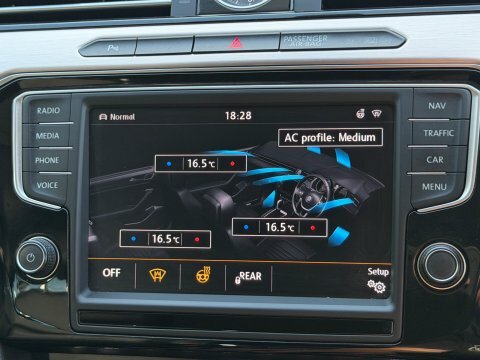 Volkswagen Passat 2.0 Tdi Bluemotion Tech Se Business Dsg Euro 6 S #36