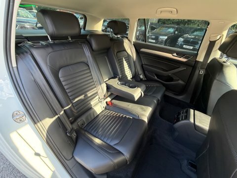 Volkswagen Passat 2.0 Tdi Bluemotion Tech Se Business Dsg Euro 6 S #30