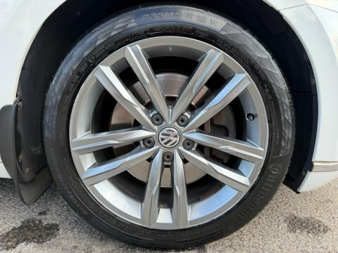 Volkswagen Passat 2.0 Tdi Bluemotion Tech Se Business Dsg Euro 6 S #54