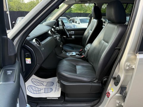 Land Rover Discovery Sdv6 Se Tech  #3