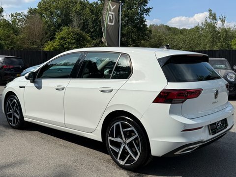 Volkswagen Golf Style Tdi Dsg DA70VTZ White #2