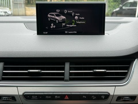 Audi Q7 3L S Line Grey #50