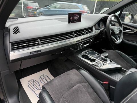 Audi Q7 3L S Line Grey #25