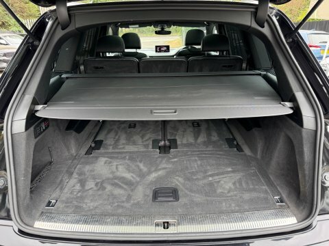 Audi Q7 3L S Line Grey #68