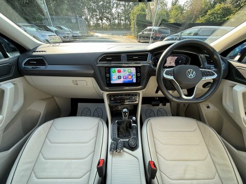 Volkswagen Tiguan Allspace Elegance Tdi 4Motion KP23YON #6