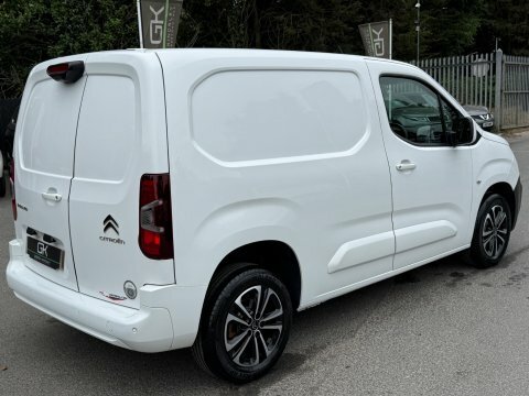 Citroen Berlingo Mpv White #7