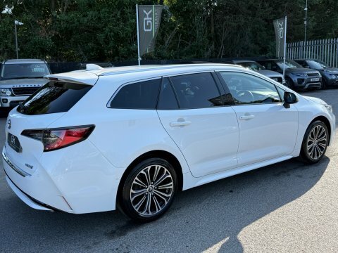 Toyota Corolla Excel #3