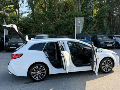 Toyota Corolla Icon Silver #8