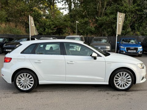 Audi A3 Sportback E-tron - EK17OOC #5