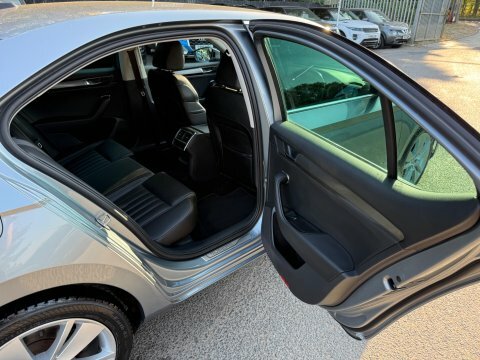 Skoda Superb 1.4 Tsi Iv Se Technology Dsg Grey #31