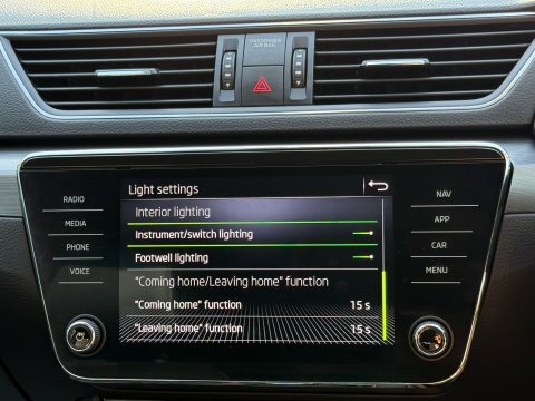 Skoda Superb 1.4 Tsi Iv Se Technology Dsg Grey #50