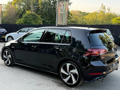 Volkswagen Golf Gti Performance Tsi Black #2