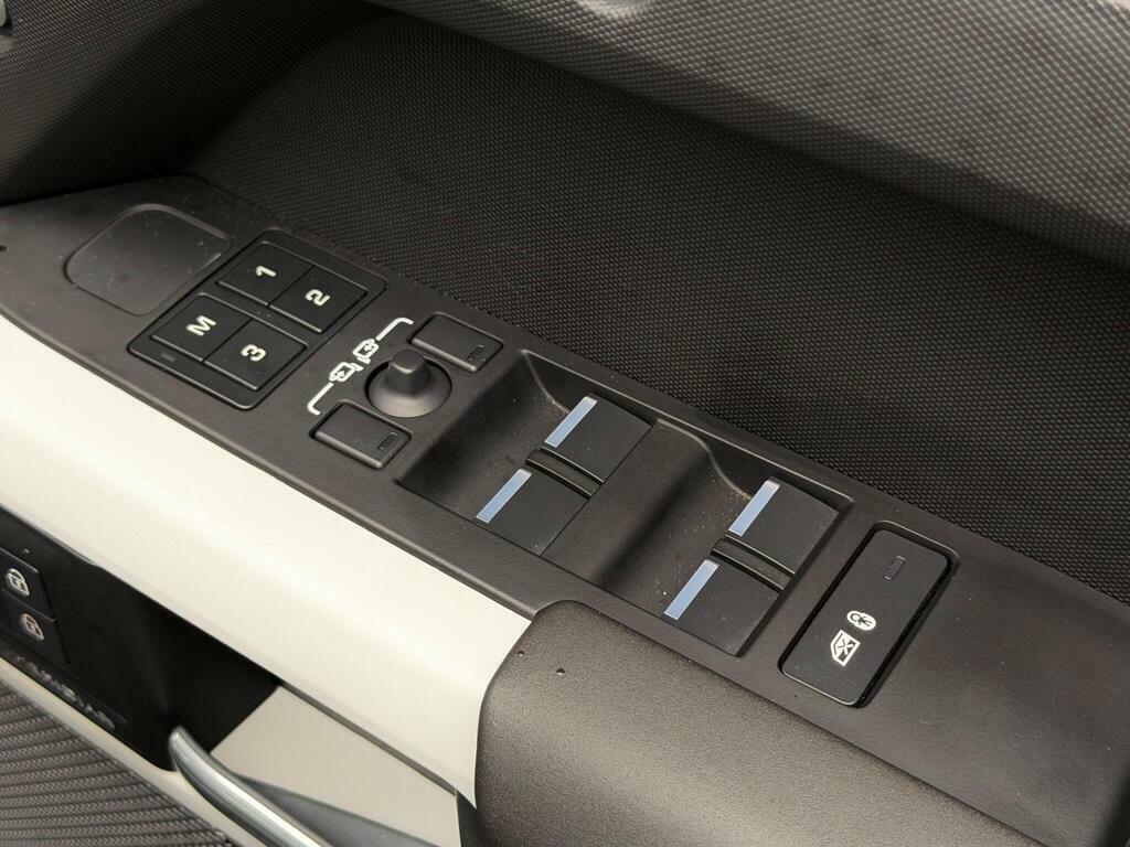 Land Rover Defender 110 2.0 P400e 15.4Kwh X-dynamic S 4Wd Euro 6 Ss Brown #30