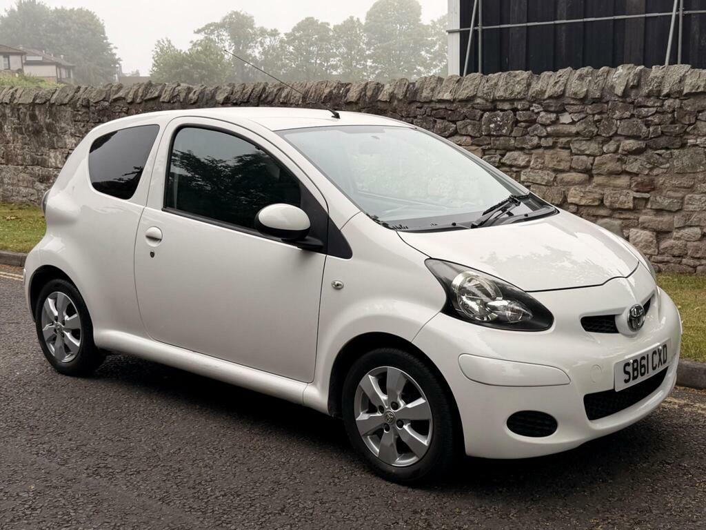 Toyota Aygo 1.0 Vvt-i Go Euro 5 White #3