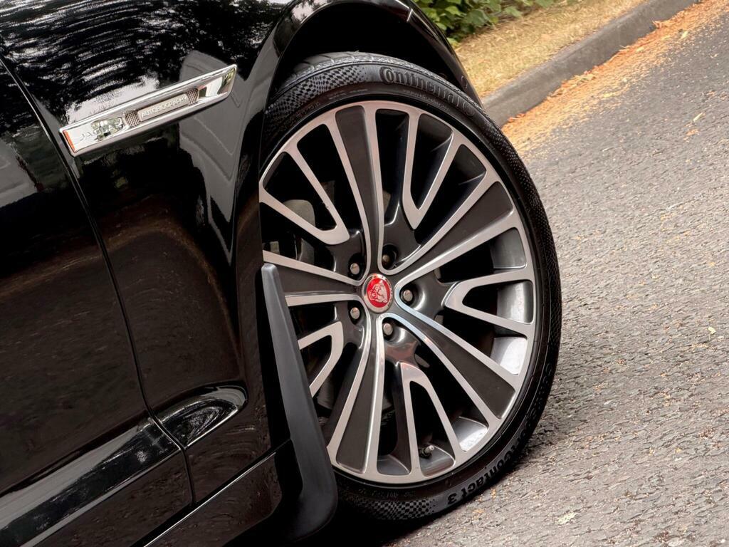 Jaguar XJ 3.0D V6 Euro 6 S S Black #4