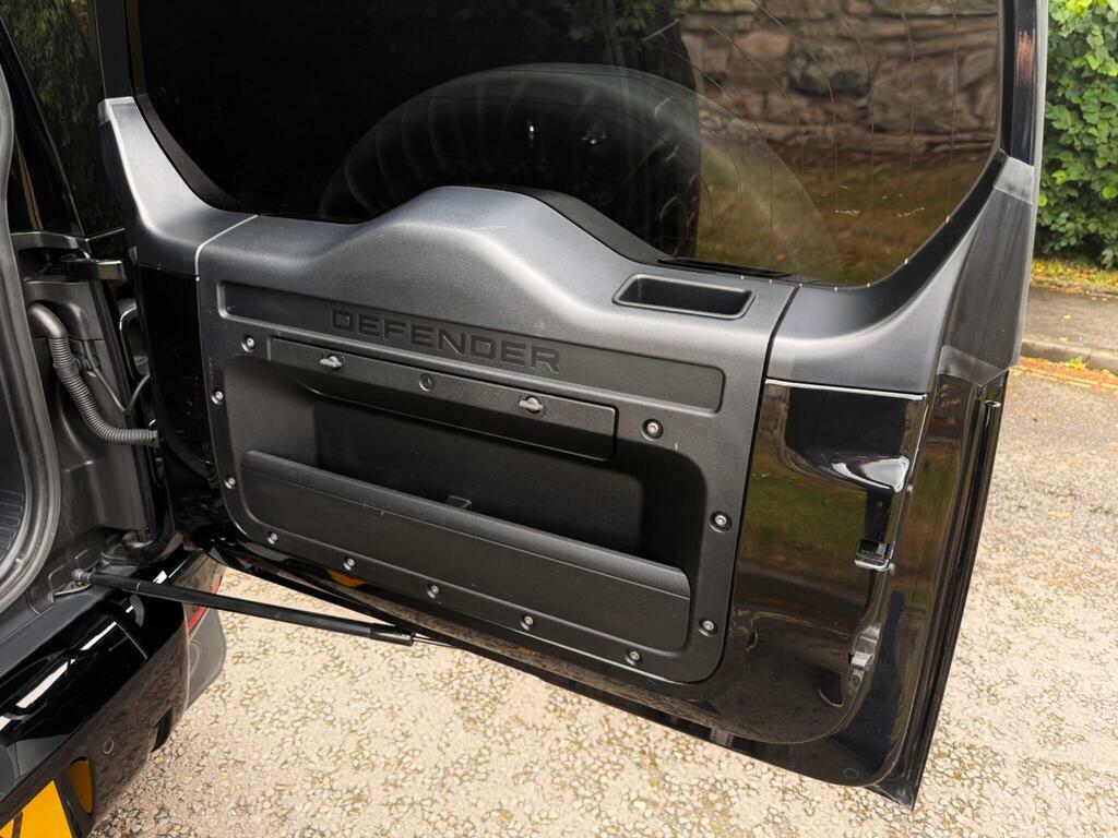 Land Rover Defender 110 3.0 D300 X-dynamic Se Black #34