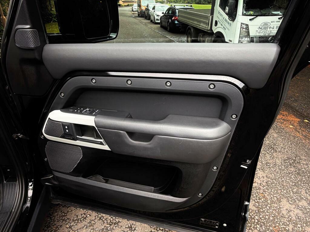 Land Rover Defender 110 3.0 D300 X-dynamic Se Black #24