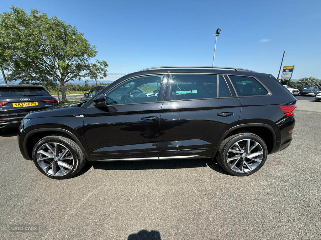 Skoda Kodiaq 2.0 Tdi 200 Sport Line 4X4 Dsg 7 Seat LD21RGO Black #4