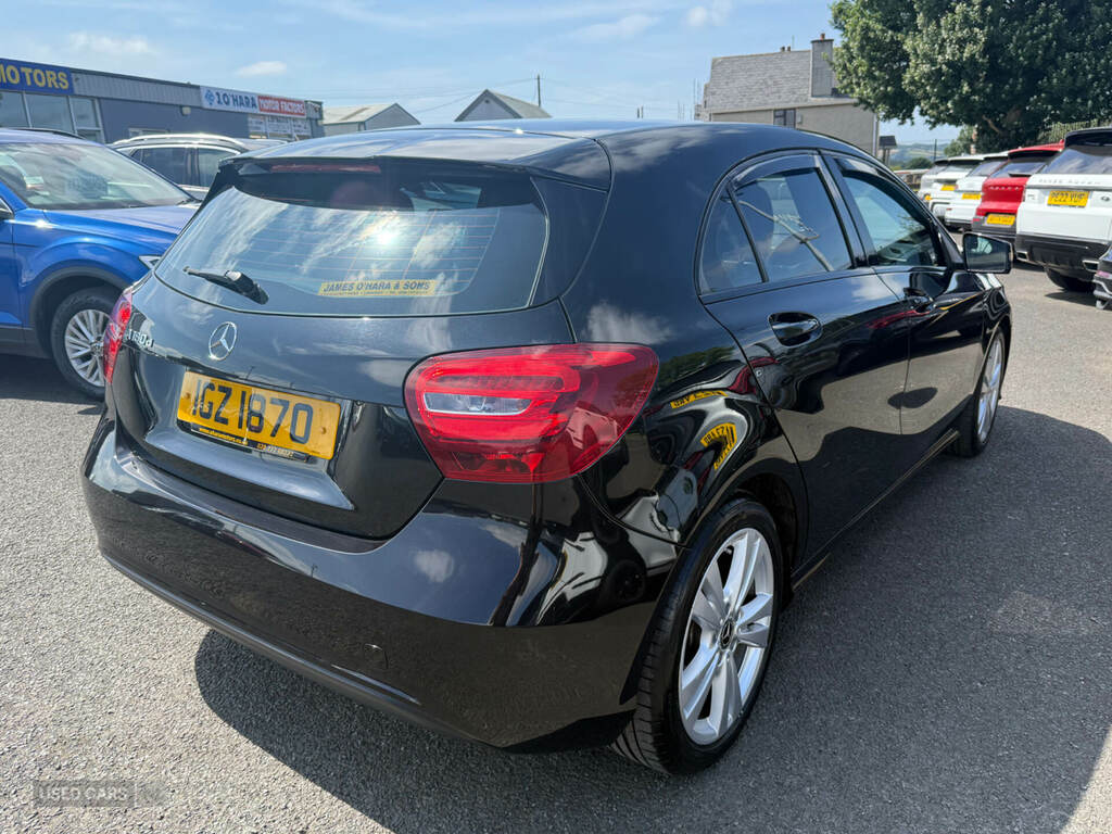 Mercedes-Benz A Class A180d Se IGZ1870 Black #4
