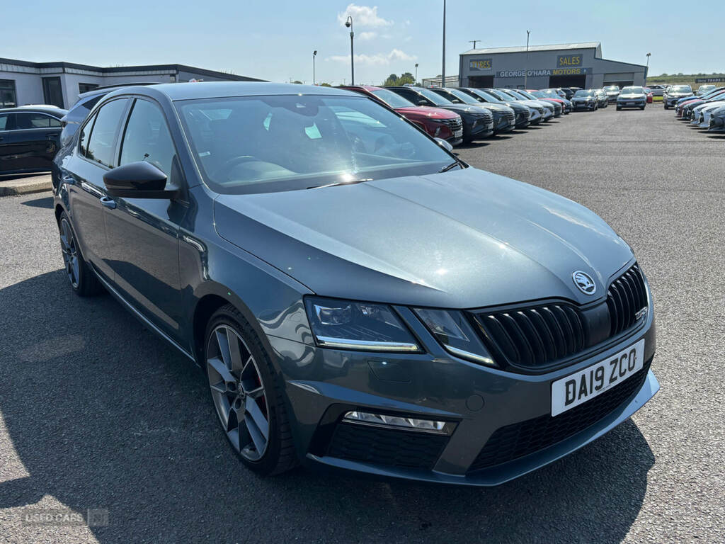 Skoda Octavia 2.0 Tdi Cr Vrs Dsg 7 Speed Black Pack Grey #3