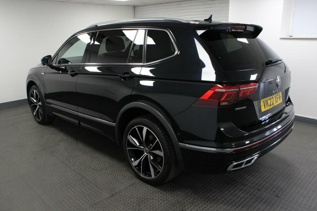 Volkswagen Tiguan Allspace 2022 2.0 Tsi R-line Dsg 4Motion Euro 6 Ss VK22XFM Black #4