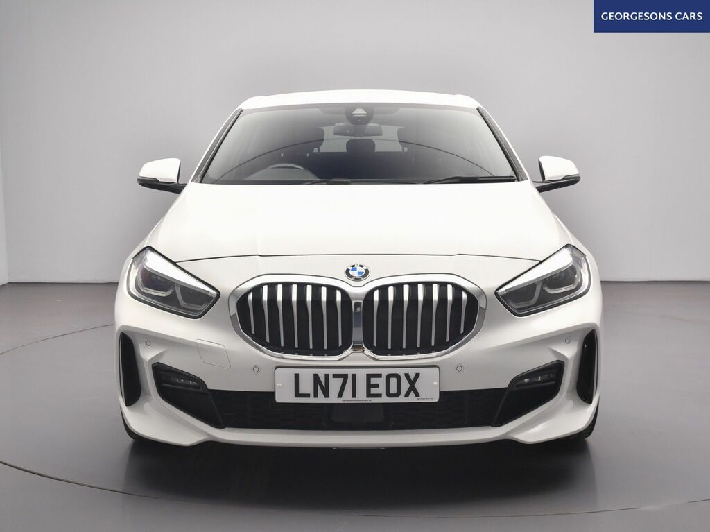 BMW 1 Series 118I M Sport Lcp LN71EOX White #3