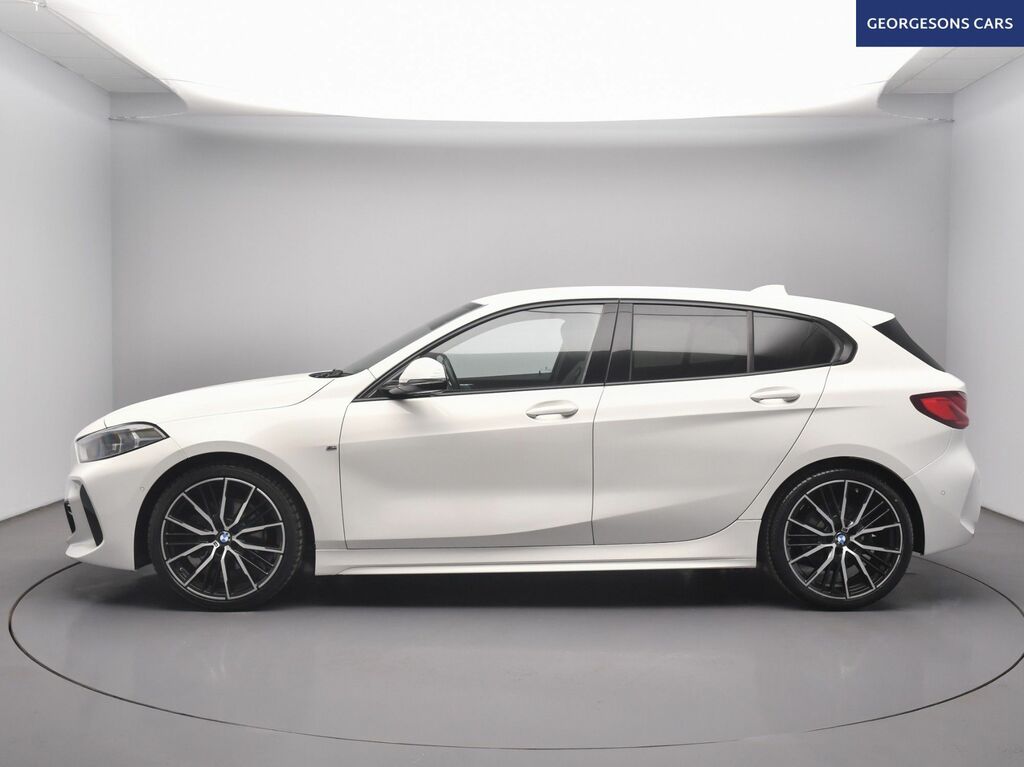 BMW 1 Series 118I M Sport Lcp LN71EOX White #2