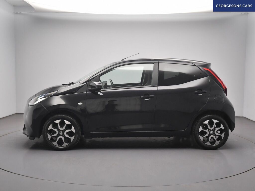 Toyota Aygo Vvt-i X-plore Hatchback YC68BCV Black #2